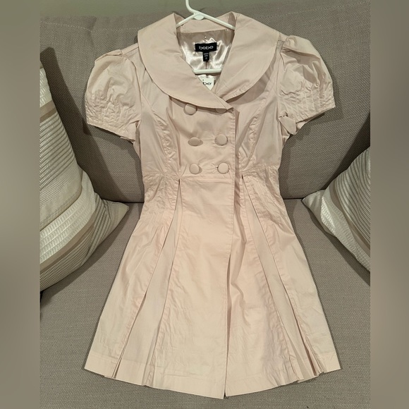 Bebe - Picture 3 of 11